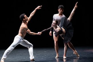 Anbeta Toromani, Alessandro Macario e Amilcar Moret Gonzalez -ph©RolandoPaoloGuerzoni