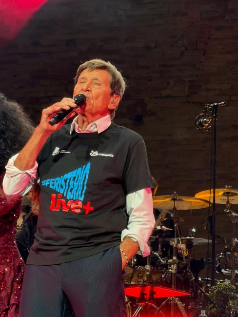 Gianni Morandi Sferisterio Live