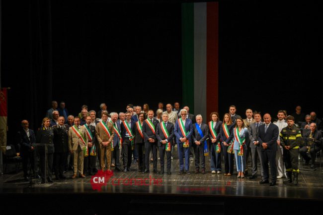 Gruppo Sindaci e autorità_Medaglie d'Onore_FF