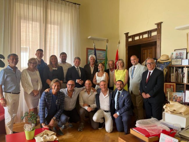 Incontro-citta-gemellate-macerata-2-650x488