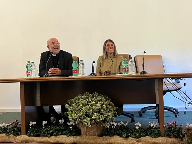 Mons. Marconi e Luconi Mostra Nominare Abbadia di Fiastra