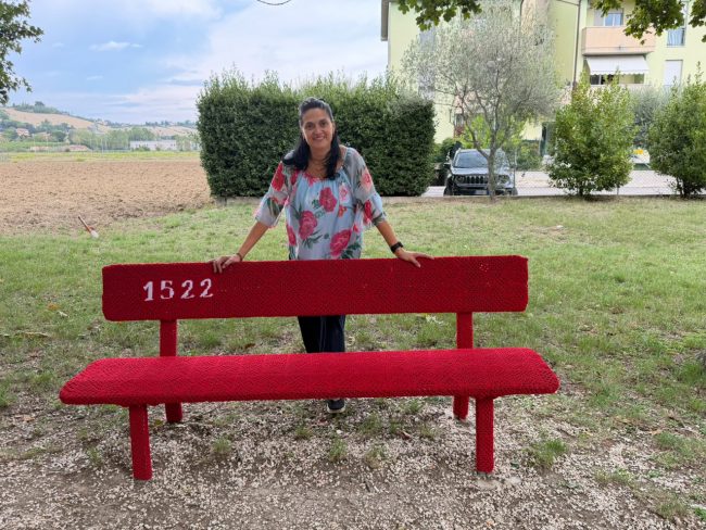 Panchina_Rossa_Piediripa1-gabriella-vergari-650x488