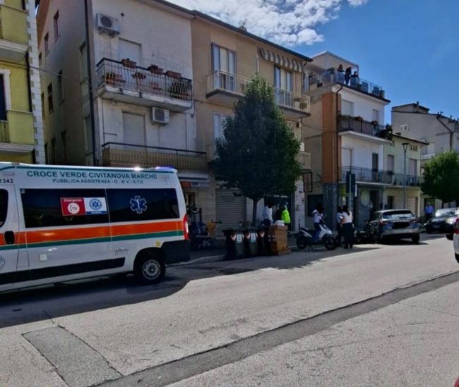 auto-contro-scooter-3-650x549