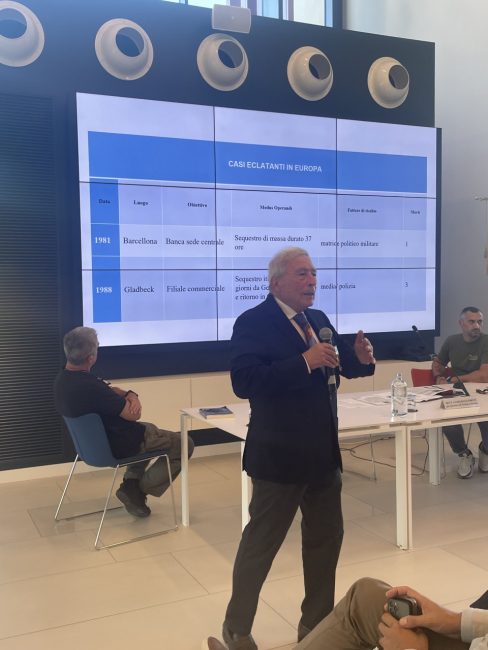 banca macerata incontro rapine (1)