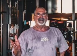 Morto il bodybuilder Claudio Calcabrini:  è stato campione europeo,  sua la palestra “Sole Acciaio”