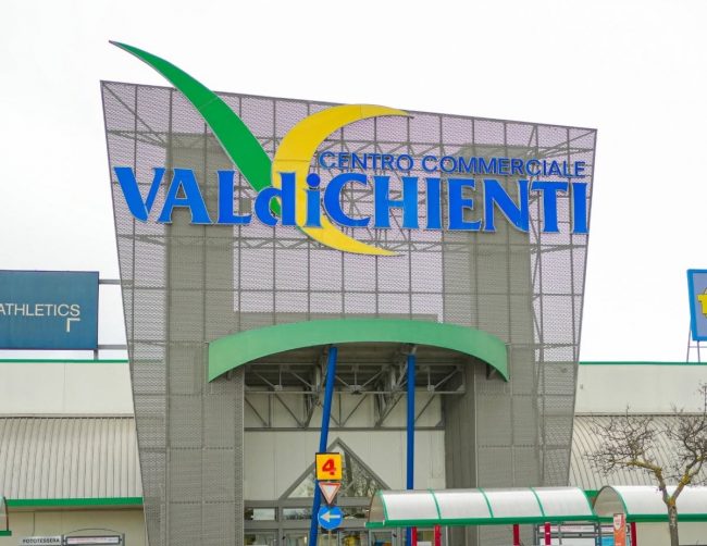 centro commerciale val di chienti