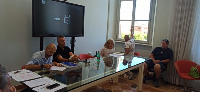 commissione-commercio-