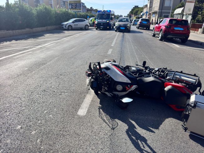 incidente auto moto statale civitanova (3)