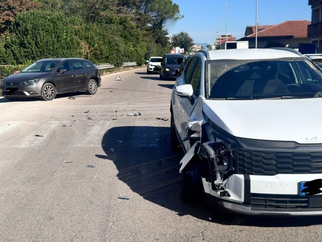 incidente tamponamento statale porto potenza civitanova (2)
