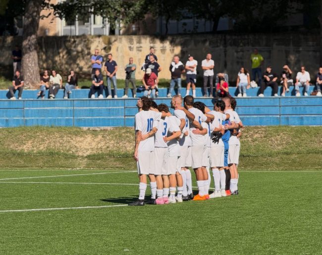 minuto-di-silenzio-vr-macerata-1-650x515