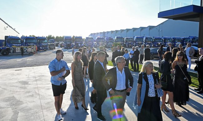 pepa-group-inaugurazione-nuova-sede-via-scossicci-porto-recanati-FDM-3-650x389