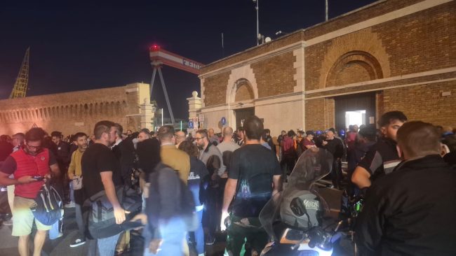presidio-incidente-lavoro-ancona-cgil-ancona-5-650x366-1