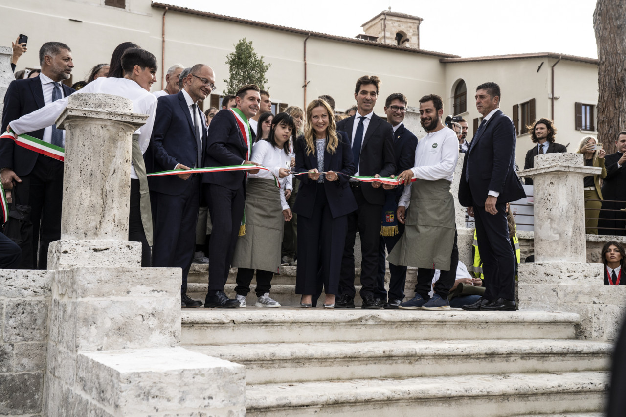 A7R4-_PLG8961-GIORGIA-MELONI-Palazzo-Saladini-Pilastri-AP-GIORGI