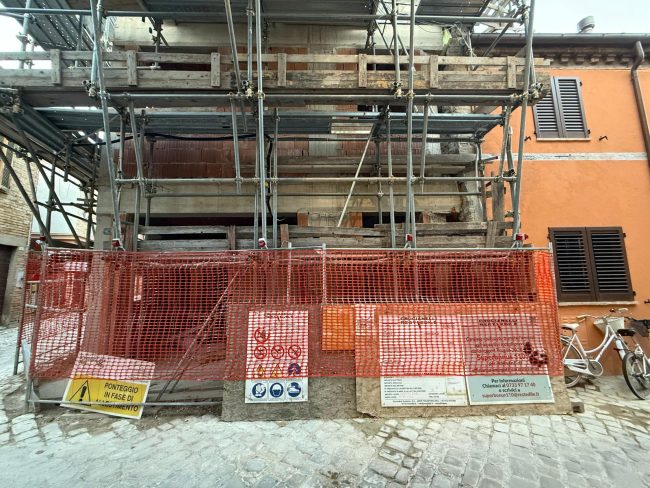 Cantiere-via-Montecavallo-chiuso-