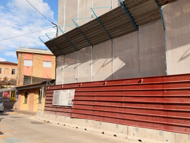 Cantiere-via-Pacifico-Massi-aperto-