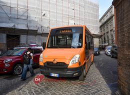 Servizio navetta per il centro:  al via le corse anche al mattino  per agevolare cittadini e visitatori