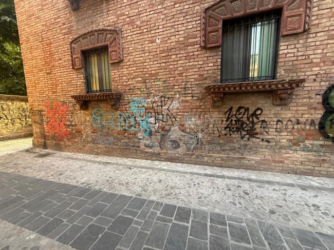 Via-Albo-Damiani-
