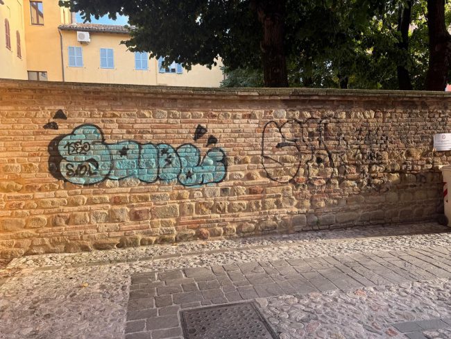 Via-Albo-Damiani-3-650x488