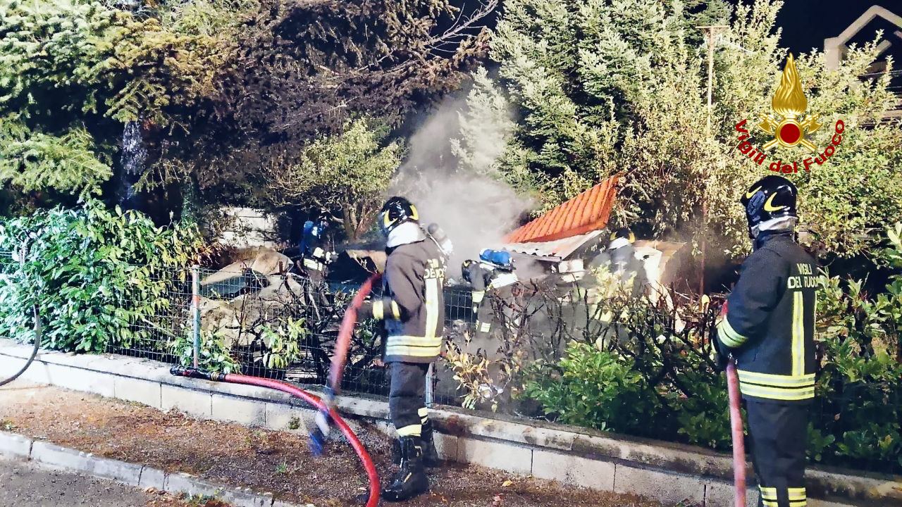 incendio pieve torina roulotte (2)