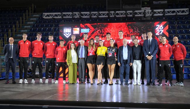 lube-volley-presentazione-squadra-eurosuole-forum-civitanova-FDM-13-650x374