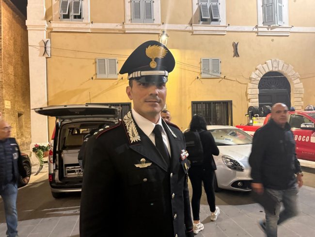 petruccelli tolentino operai gru