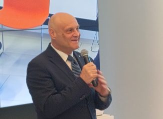 toni guardiani direttore banca macerata